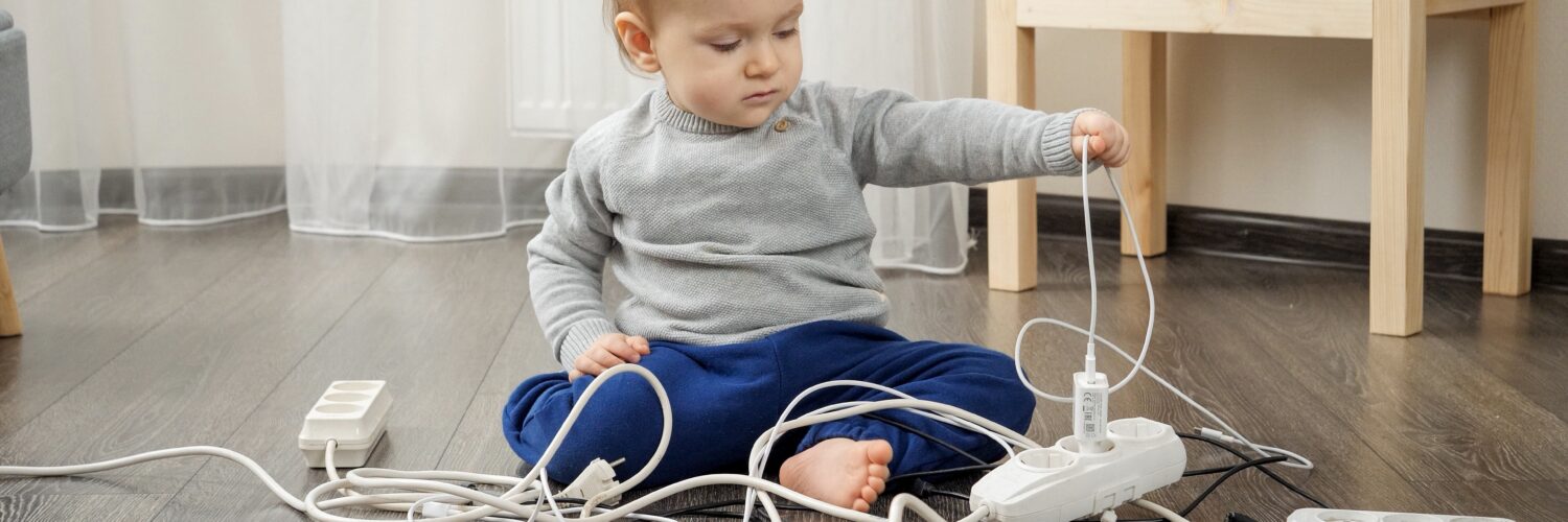 Babyproof Cords in 5 Easy Steps
